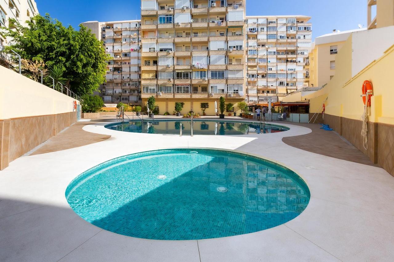 Ver621 - Estudio Con Vistas Al Mar, Wifi, Piscina, Centro A 100 Metros, Playa A 600 Metros Torremolinos Exterior foto